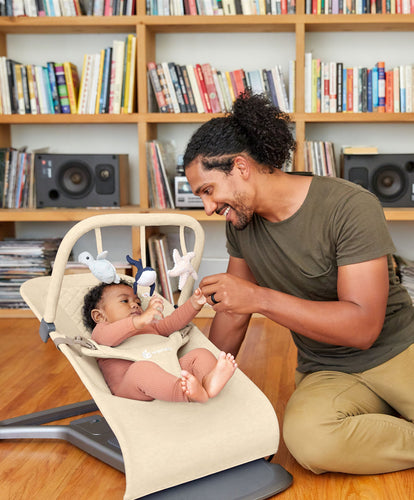 Ergobaby 3-in-1 Evolve Bouncer with Toy Bar - Cream