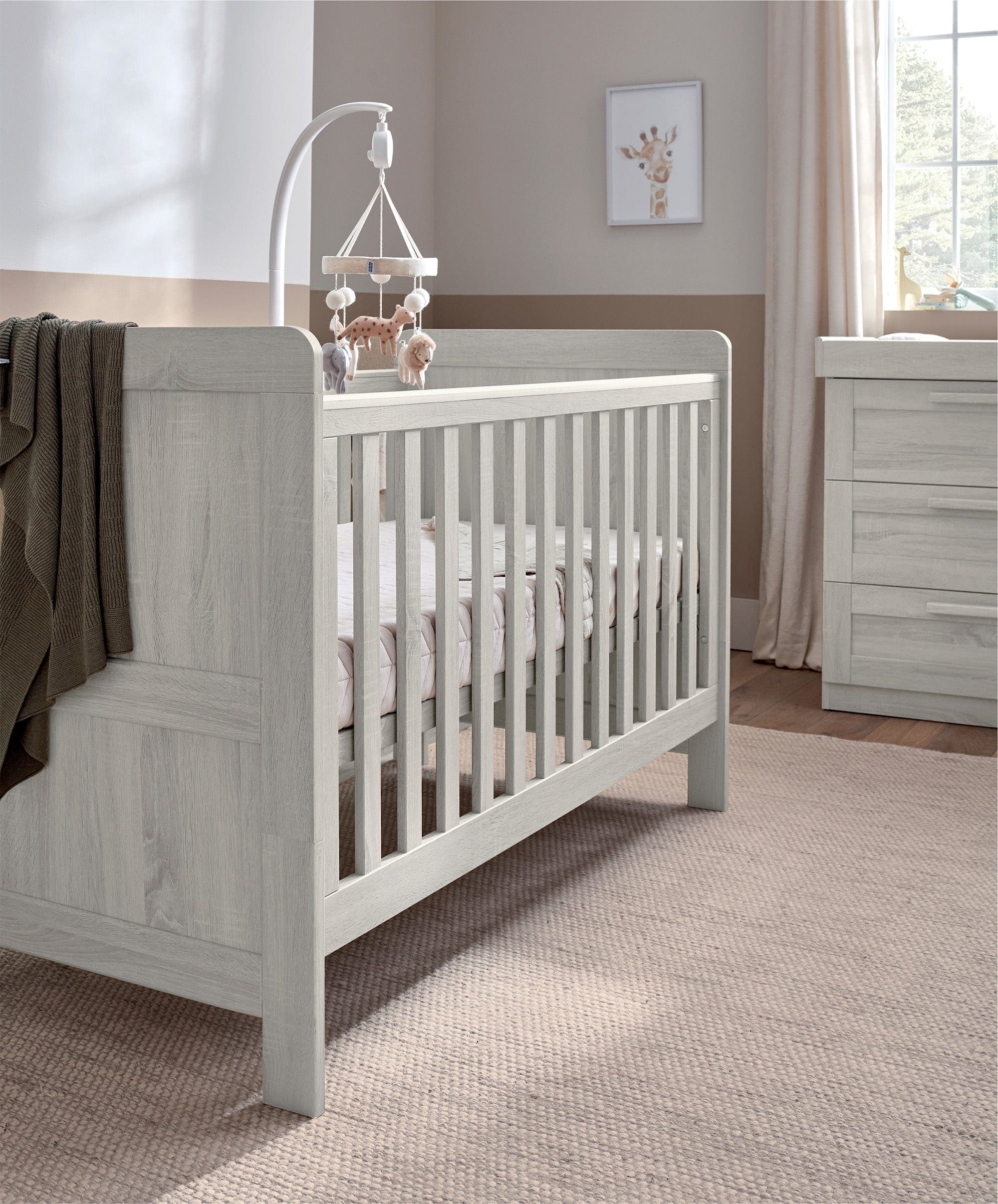 Mamas and papas atlas cot bed hot sale nimbus white