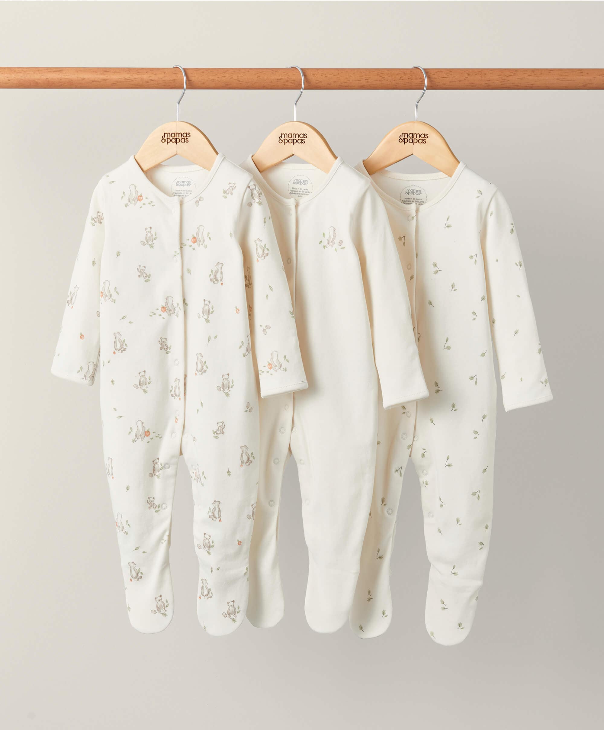 Baby discount sleepsuits unisex