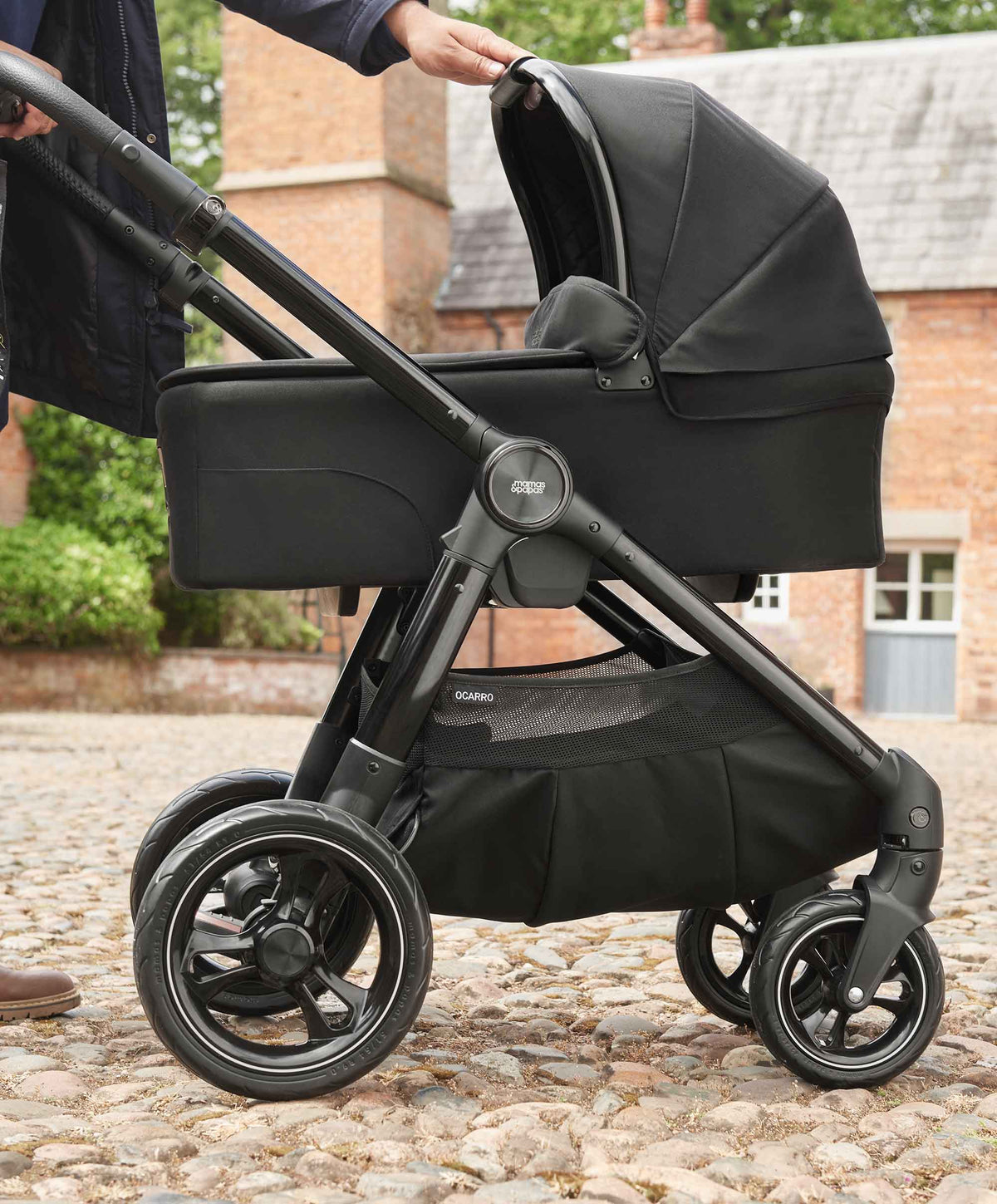 Ocarro shop pushchair age