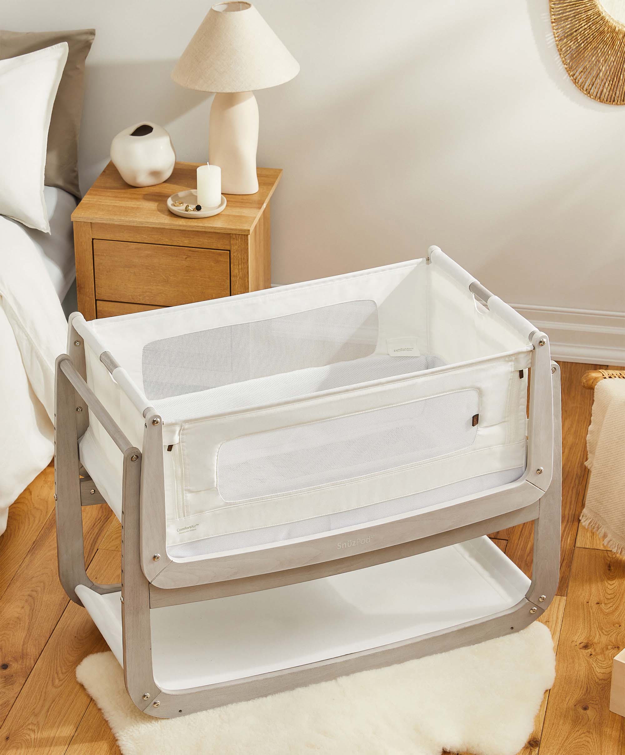 SnuzPod4 Bedside Crib Silver Birch Mamas Papas IE