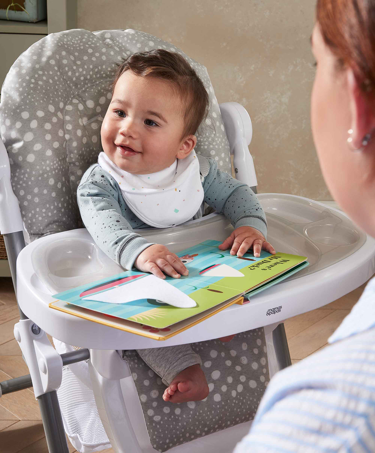 https://www.mamasandpapas.ie/cdn/shop/products/mamas-papas-splash-mats-snax-highchair-weaning-splashmat-bundle-grey-spot-31167579750560_1200x.jpg?v=1639412758